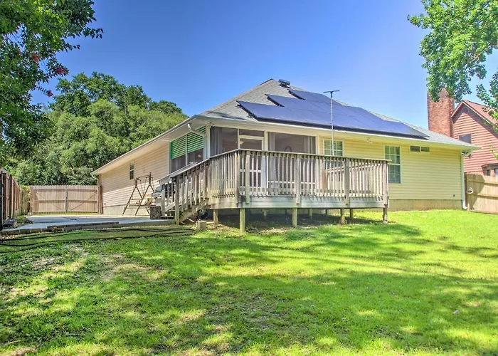 Cozy-modern Home: Large Yard, Grill * Pensacola